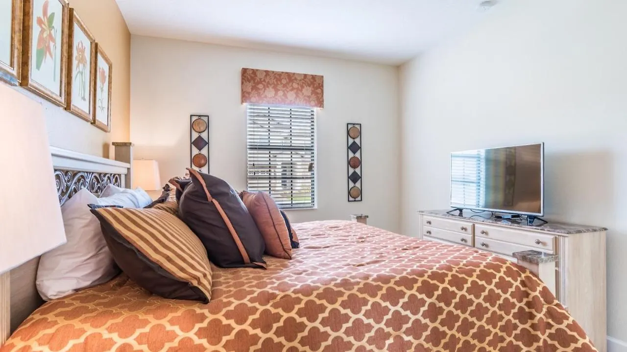 9162 Scramble Villa Davenport
